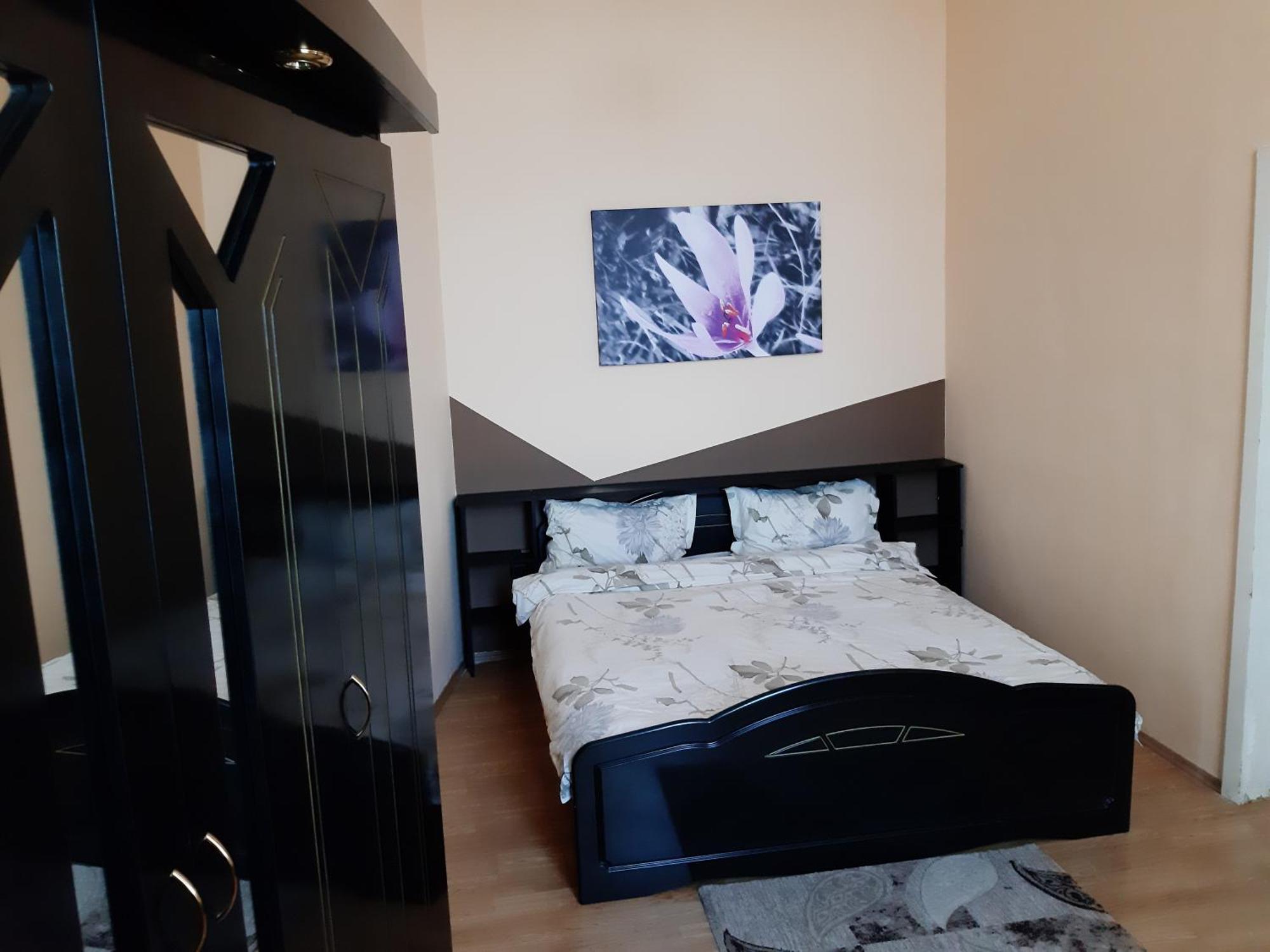Boul Rosu Residence Free Private Parking Arad Room photo