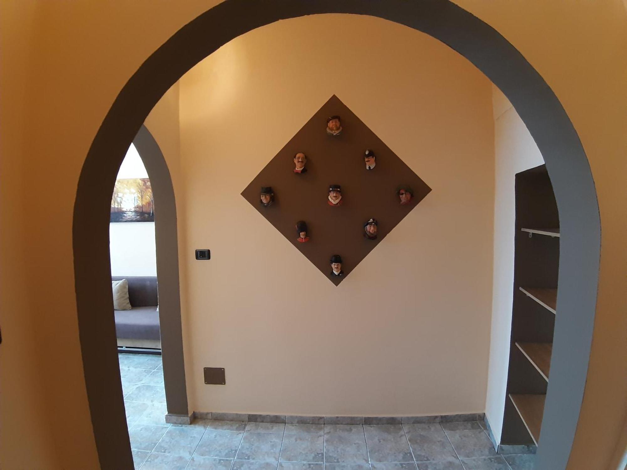 Boul Rosu Residence Free Private Parking Arad Room photo